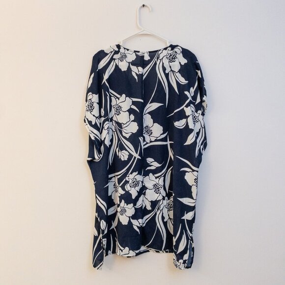 NWOT Kona Sol Navy Floral Swim Cover-Up – Effortless Tropical Style (Size L) - Picture 2 of 3